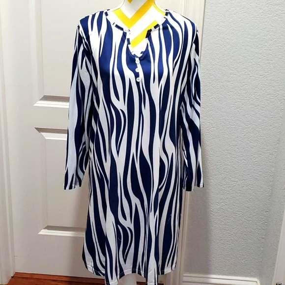 Women's midi dress with blue and white zebra print. - Picture 1 of 3
